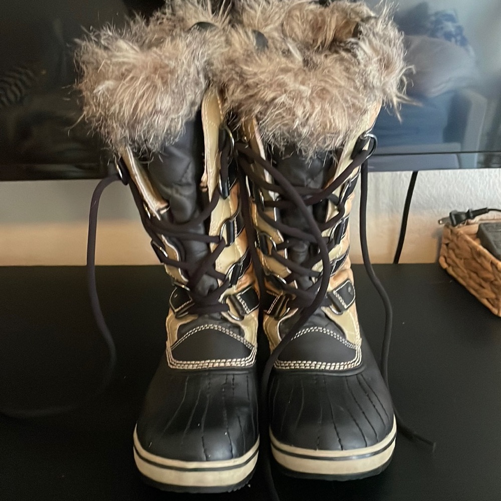 Sorel Joan of Arctic Boots